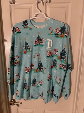 Disney Light Blue Christmas Holiday Disneyland XXL Glittery Spirit Jersey